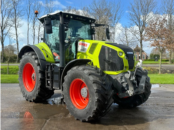 Traktori CLAAS Axion 810