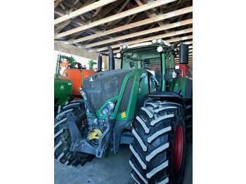 Traktori FENDT 828 Vario