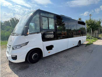 Minibussi IVECO Daily 70c18