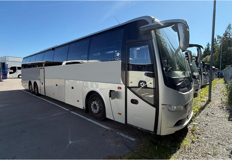 Turistibussi Volvo 9700 B8R | TULOSSA | 61 PAIKKAA