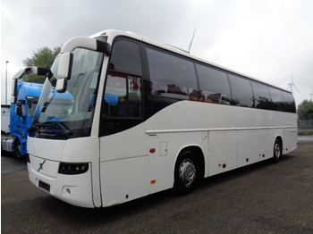 Turistibussi Volvo B12B 9700: kuva Turistibussi Volvo B12B 9700