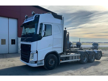 Koukkulava kuorma-auto Volvo FH 540 / 8x4 / HIDASTIN / TULOSSA