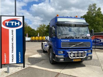 Koukkulava kuorma-auto Volvo FM 12.340 6x2 NCH lift for container | NL Truck: kuva Koukkulava kuorma-auto Volvo FM 12.340 6x2 NCH lift for container | NL Truck