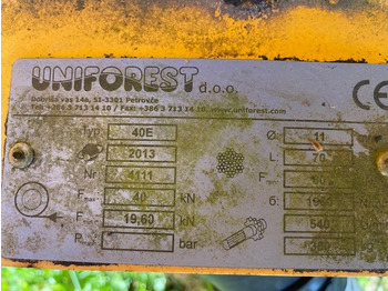Forstseilwinde UNIFOREST 40E mit Gelenkwelle - Vinssi - Metsäkone: kuva  Forstseilwinde UNIFOREST 40E mit Gelenkwelle - Vinssi - Metsäkone