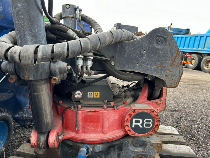Lisälaitteet ROTOTILT R8