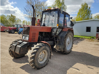 Traktori Belarus MTZ 1025: kuva Traktori Belarus MTZ 1025