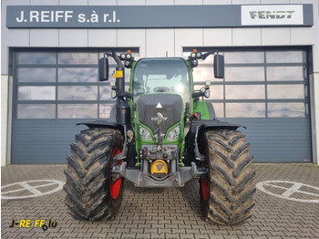 Fendt 724 - Traktori: kuva  Fendt 724 - Traktori