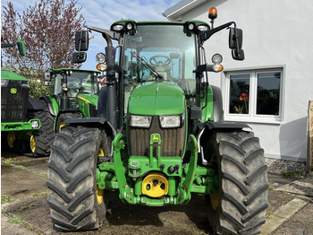 John Deere 5100R mit Frontzapfwelle - Traktori: kuva John Deere 5100R mit Frontzapfwelle - Traktori