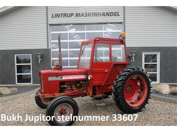 Traktori Bukh Jupiter Med hus. 