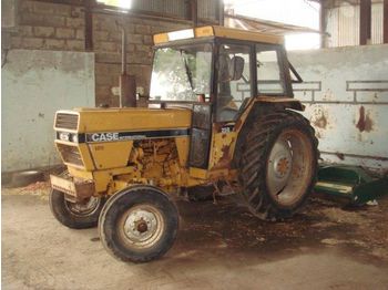 CASE International 258
 - Traktori
