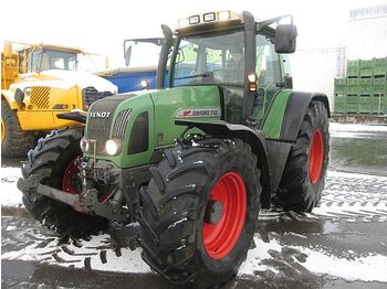 FENDT 712 Vario - Traktori