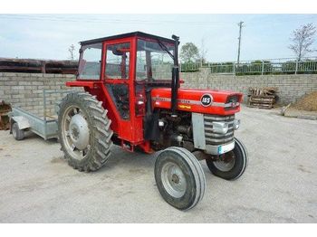 MASSEY FERGUSON 165 Tractor
 - Traktori