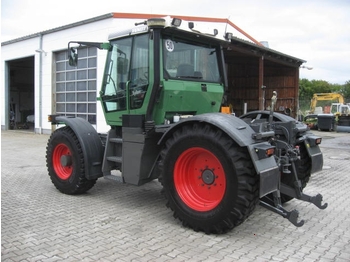Tractor Fendt Xylon 520 de vanzare  - Traktori
