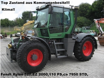 Utilaj agricol tractor Fendt Xylon 520  - Traktori