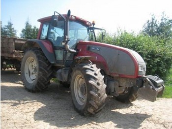 Valtra Valtra T120 - Traktori