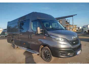 Retkeilyauto Iveco Daily 35-210 Himatic, Carsport VIP, retkeilyauto: kuva Retkeilyauto Iveco Daily 35-210 Himatic, Carsport VIP, retkeilyauto