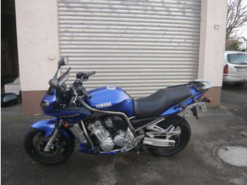 Yamaha Fazer RN06  - Moottoripyörä