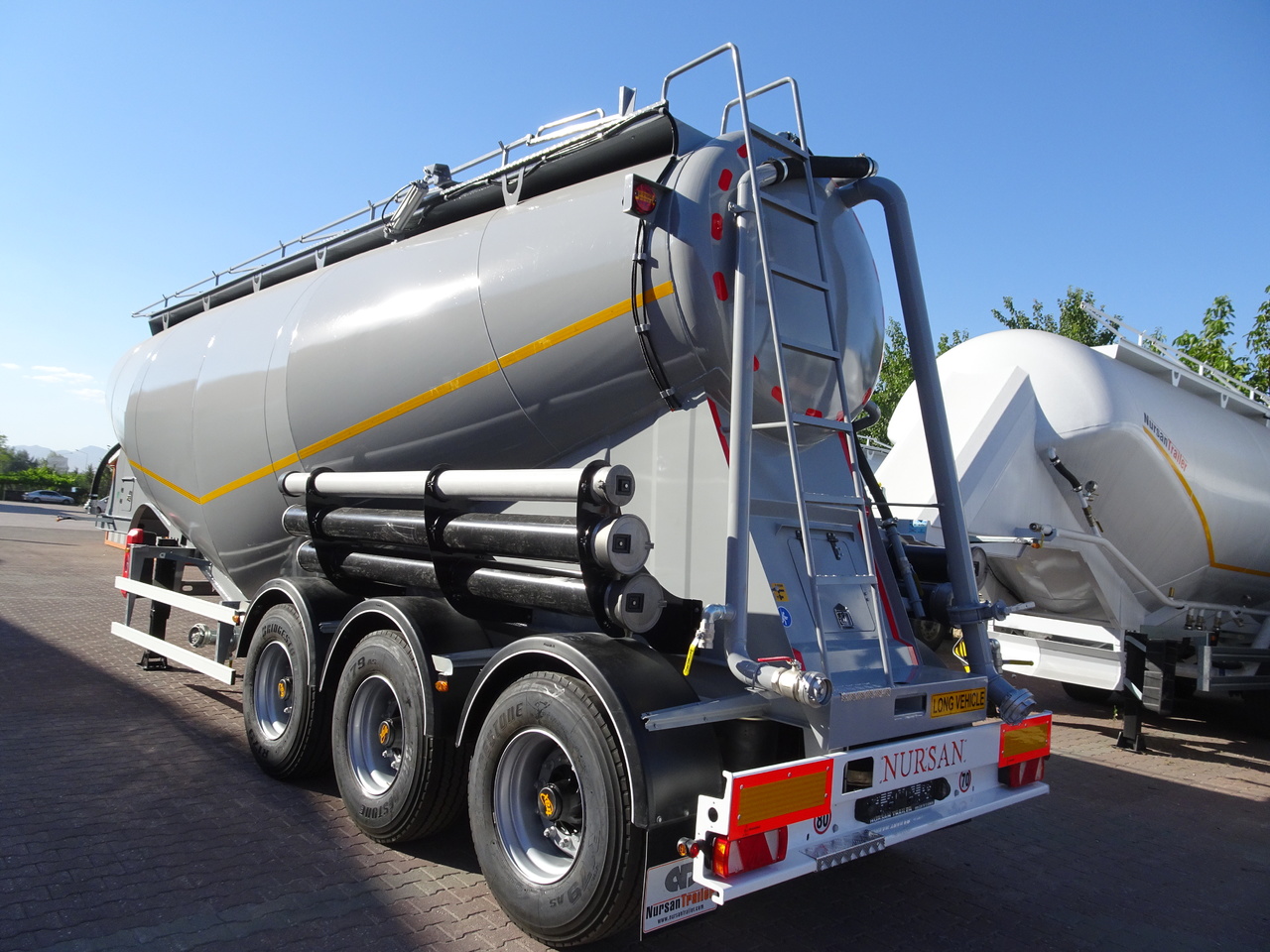 Uusi Säiliöpuoliperävaunu kuljetusta varten sementti NURSAN Cement Bulker: kuva Uusi Säiliöpuoliperävaunu kuljetusta varten sementti NURSAN Cement Bulker