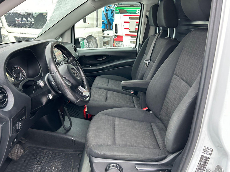 Pieni pakettiauto Mercedes-Benz Vito + CARRIER NEOS 100 / TULOSSA