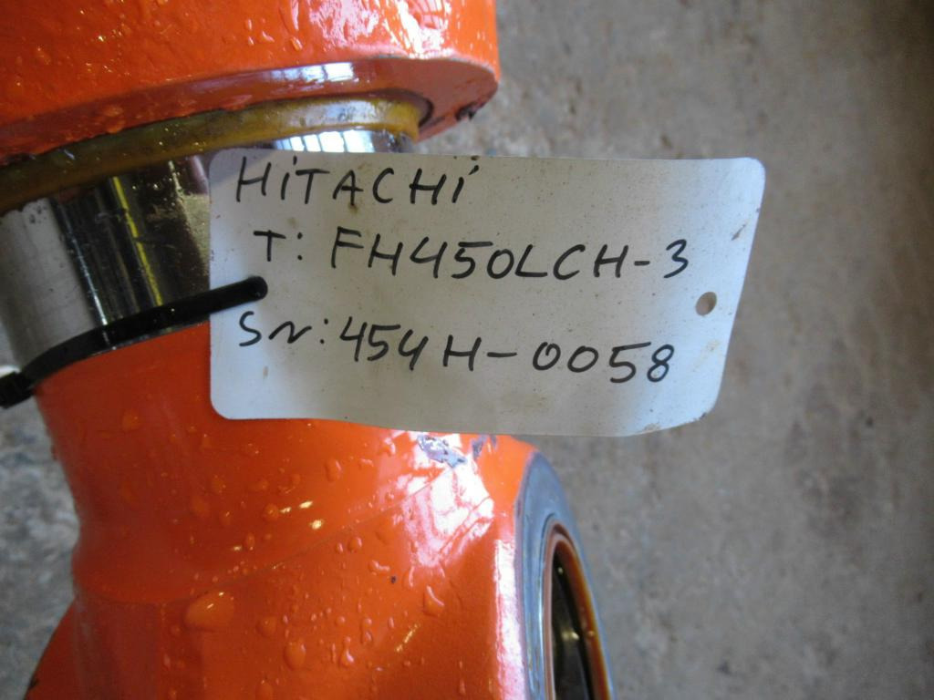 Hydraulisylinteri - Rakennuskoneet Hitachi FH450LCH-3 -: kuva Hydraulisylinteri - Rakennuskoneet Hitachi FH450LCH-3 -