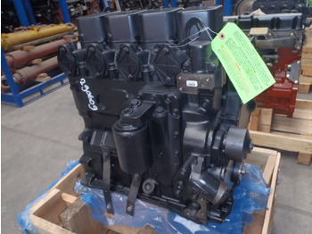Case 4-390 - Moottori