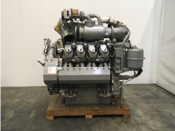 MTU 8v4000 - Moottori