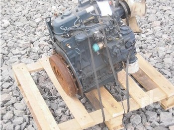 Kubota B1105 - Moottori ja osat