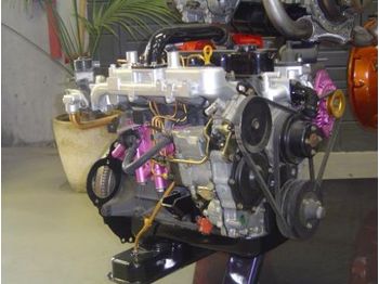 Nissan Motor Nissan TD-27-T - Moottori ja osat