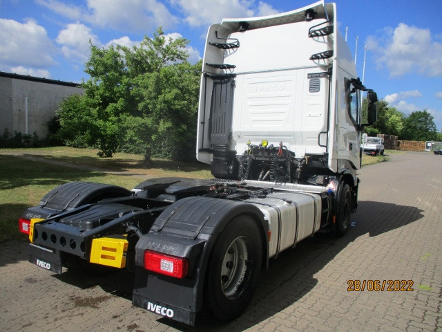 Leasing IVECO Stralis AS440S48T/P IVECO Stralis AS440S48T/P: kuva Leasing IVECO Stralis AS440S48T/P IVECO Stralis AS440S48T/P