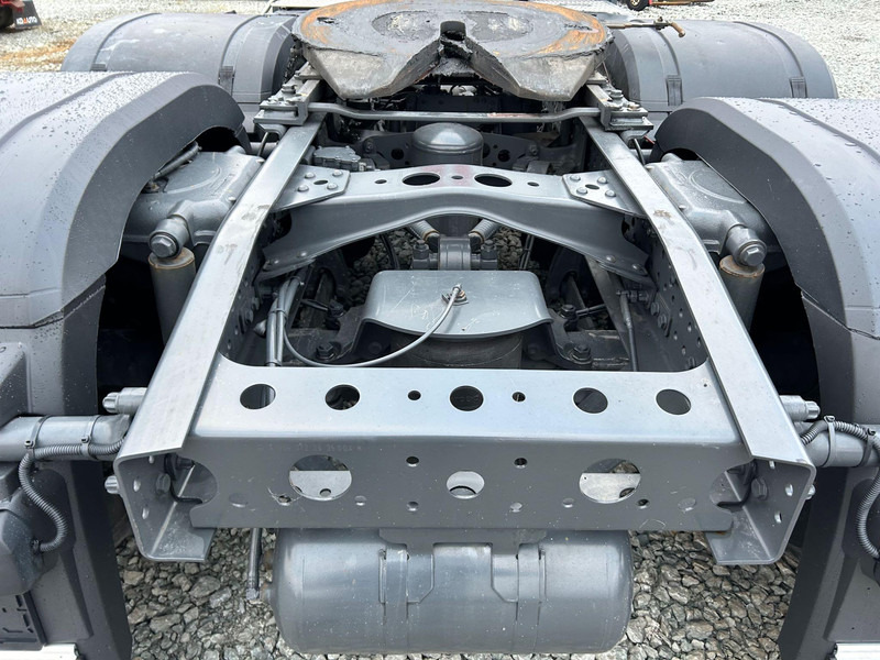 Vetopöytäauto Mercedes-Benz Actros F 2553 / TULOSSA