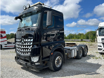 Vetopöytäauto Mercedes-Benz Arocs 3358 | 6X4 | 120 TON | Hydrauliikka | TULOSSA