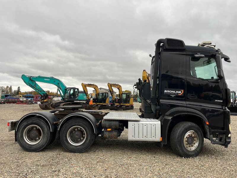 Vetopöytäauto Mercedes-Benz Arocs 3358 | 6X4 | 120 TON | Hydrauliikka | TULOSSA
