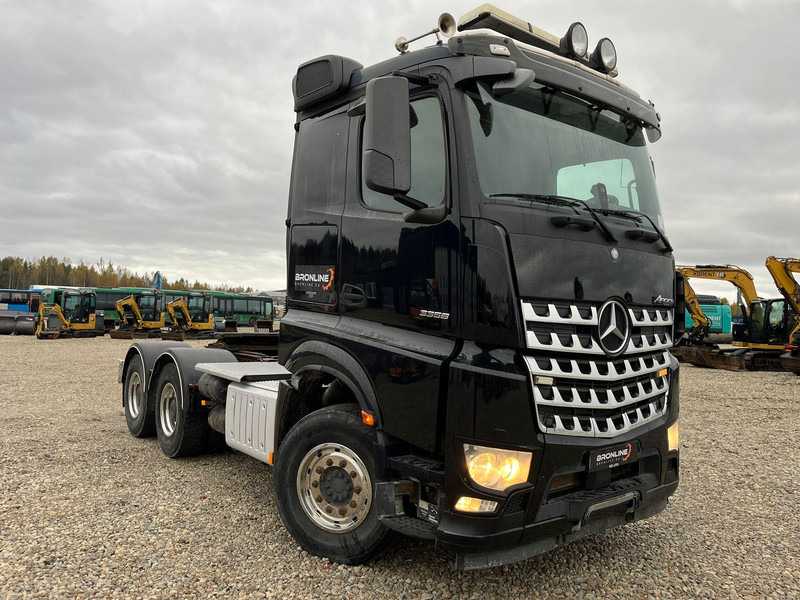 Vetopöytäauto Mercedes-Benz Arocs 3358 | 6X4 | 120 TON | Hydrauliikka | TULOSSA