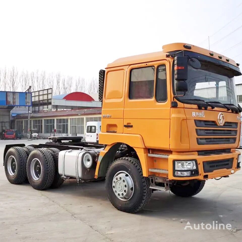 Vetopöytäauto SHACMAN F3000 China tractor unit truck head: kuva Vetopöytäauto SHACMAN F3000 China tractor unit truck head