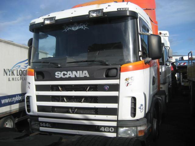 Vetopöytäauto Scania L 144L460: kuva Vetopöytäauto Scania L 144L460