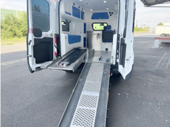 Ford Transit 2.2 TDCI 4x2 Transit 2.2 TDCI 4x2, Krankentransporter - Ambulanssi: kuva Ford Transit 2.2 TDCI 4x2 Transit 2.2 TDCI 4x2, Krankentransporter - Ambulanssi