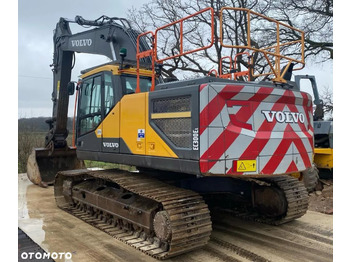  Volvo EC 300 EL, 2018 ROK, 7900 MTH - Telakaivukone: kuva  Volvo EC 300 EL, 2018 ROK, 7900 MTH - Telakaivukone