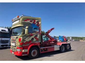 Scania R580 6X2 koukkuauto - Koukkulava kuorma-auto: kuva Scania R580 6X2 koukkuauto - Koukkulava kuorma-auto