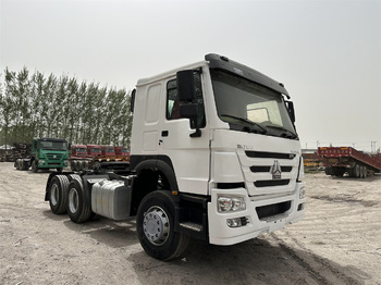 SINOTRUK Howo 371 Truck Head - Vetopöytäauto: kuva SINOTRUK Howo 371 Truck Head - Vetopöytäauto