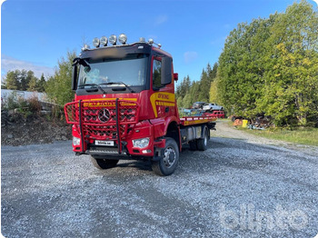 Mercedes-Benz Arocs 4x4 - Hinausauto: kuva Mercedes-Benz Arocs 4x4 - Hinausauto