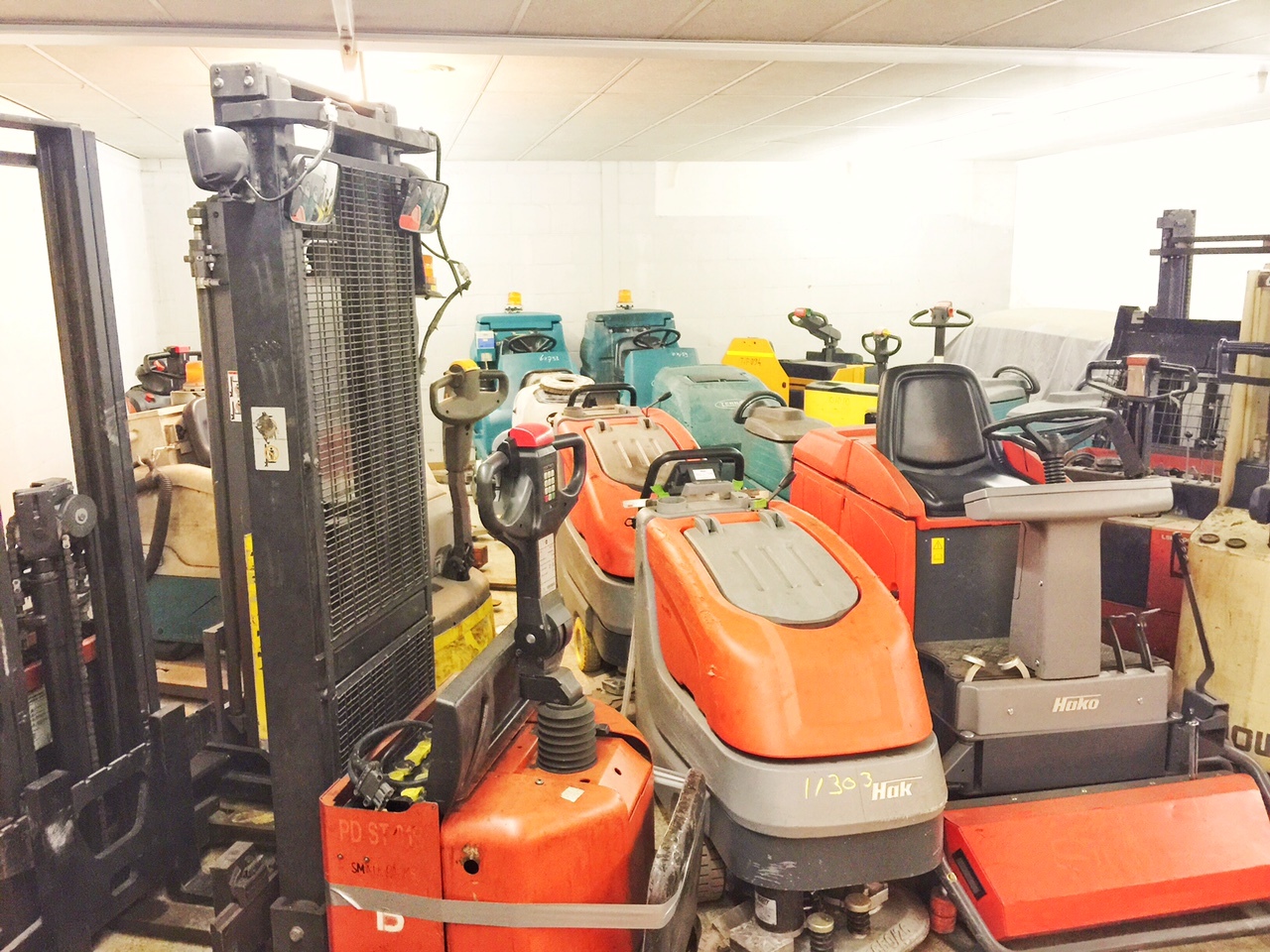 Van den Bosch vorkheftrucks B.V. - myynti-ilmoitukset undefined: kuva van den Bosch vorkheftrucks B.V. - myynti-ilmoitukset undefined