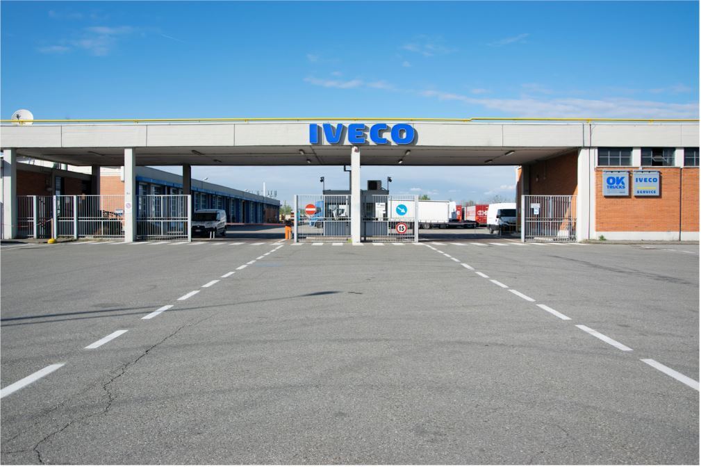 IVECO OK TRUCKS Piacenza undefined: kuva IVECO OK TRUCKS Piacenza undefined