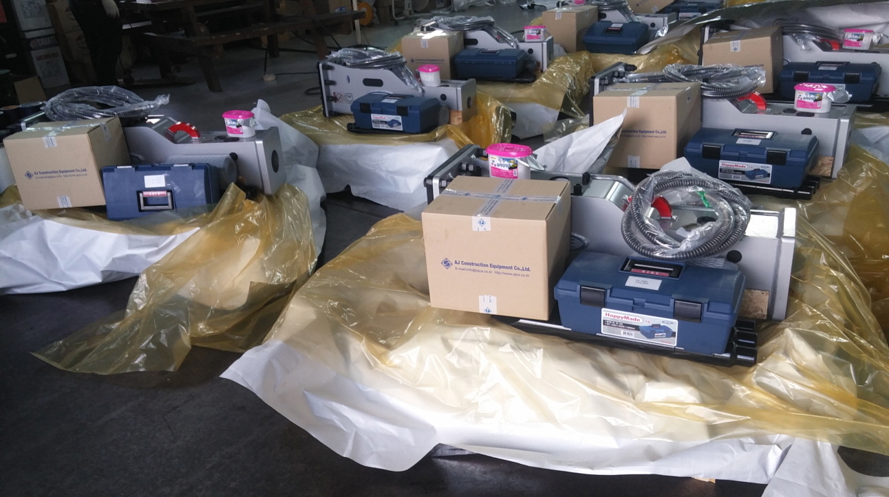 AJCE EUROPE - Lisälaitteet - uusi undefined: kuva AJCE EUROPE - Lisälaitteet - uusi undefined