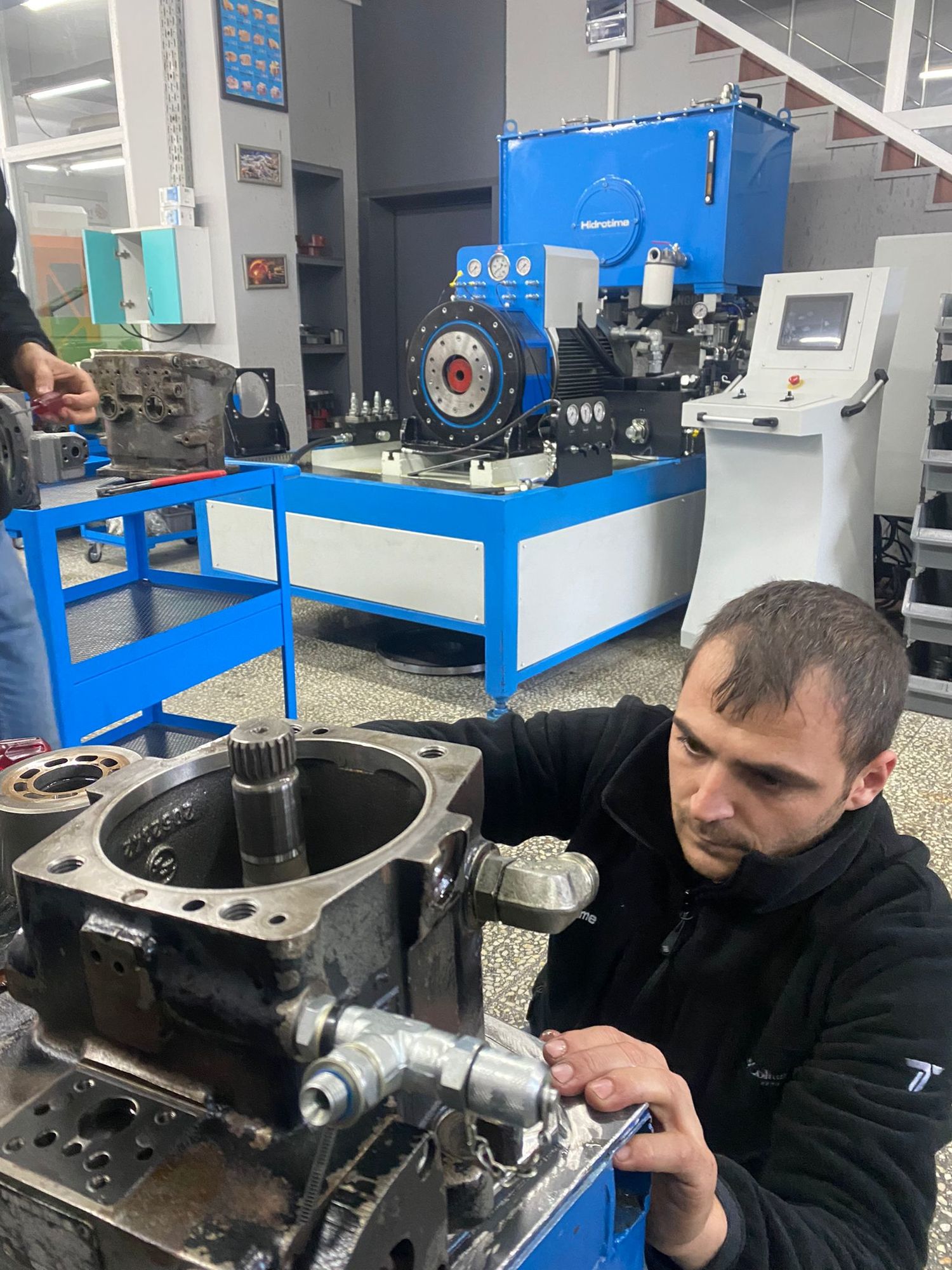 Zeki Hidrolik Makine San. ve Tic. Ltd. - myynti-ilmoitukset undefined: kuva Zeki Hidrolik Makine San. ve Tic. Ltd. - myynti-ilmoitukset undefined