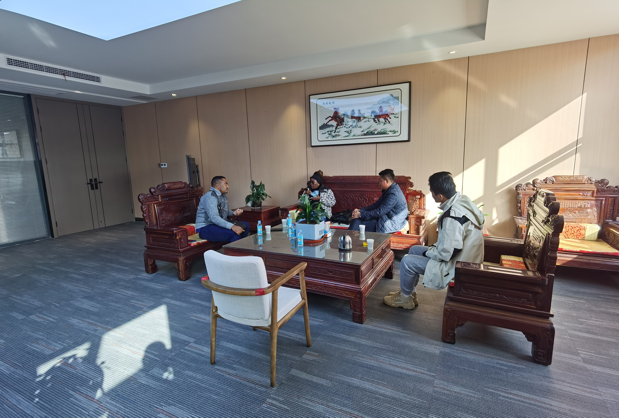 Toaks International Trading Company - Rakennuskoneet CATERPILLAR - Vuosi: 2013 undefined: kuva Toaks International Trading Company - Rakennuskoneet CATERPILLAR - Vuosi: 2013 undefined