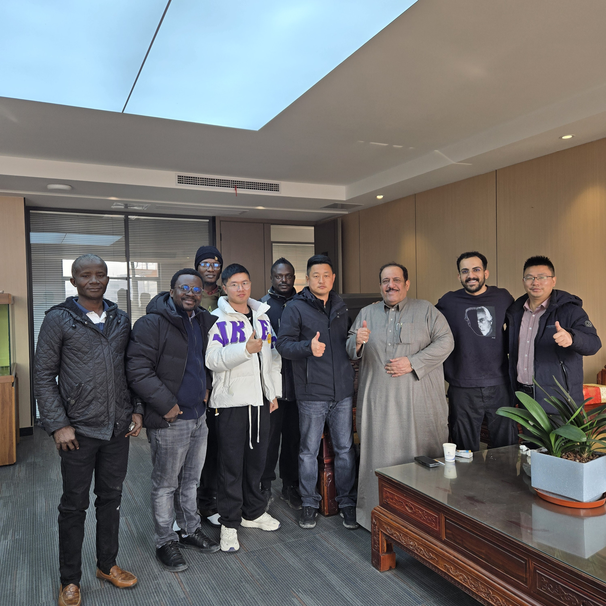 Toaks International Trading Company - Rakennuskoneet CATERPILLAR - Vuosi: 2013 undefined: kuva Toaks International Trading Company - Rakennuskoneet CATERPILLAR - Vuosi: 2013 undefined