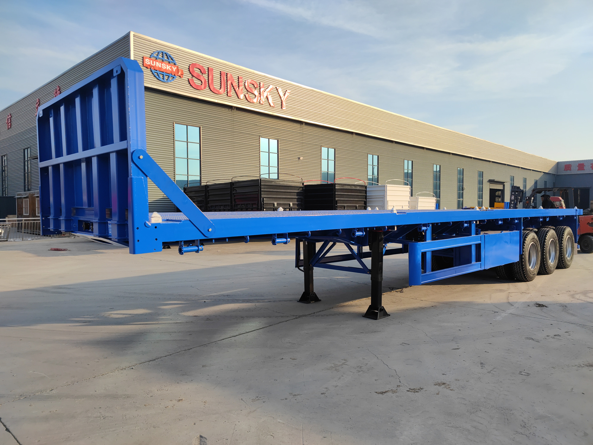 Xiamen Sunsky Vehicle Co.,Ltd - Kuorma-autot SINOTRUK HOWO - uusi, vaihdelaatikko: käsivaihdelaatikko undefined: kuva Xiamen Sunsky Vehicle Co.,Ltd - Kuorma-autot SINOTRUK HOWO - uusi, vaihdelaatikko: käsivaihdelaatikko undefined