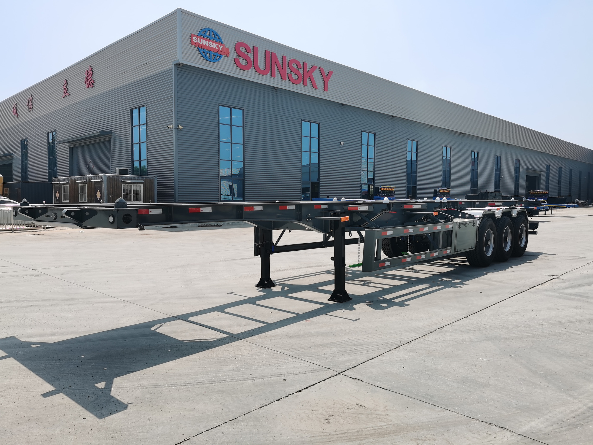 Xiamen Sunsky Vehicle Co.,Ltd - Kuorma-autot SINOTRUK HOWO - uusi, vaihdelaatikko: käsivaihdelaatikko undefined: kuva Xiamen Sunsky Vehicle Co.,Ltd - Kuorma-autot SINOTRUK HOWO - uusi, vaihdelaatikko: käsivaihdelaatikko undefined