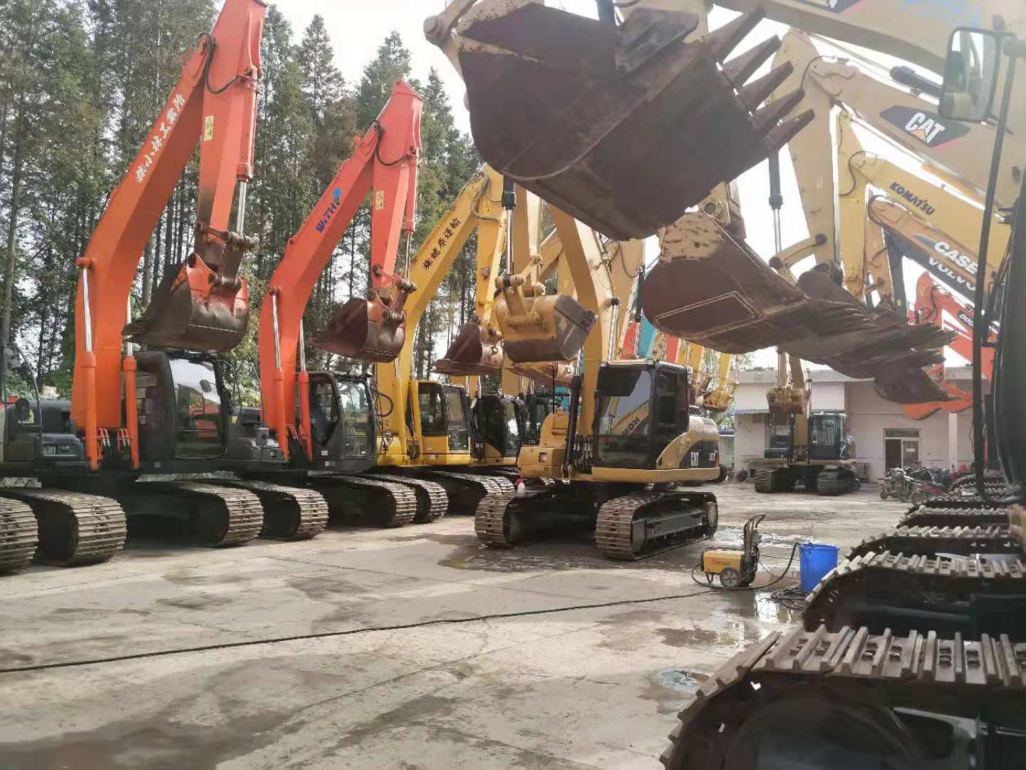 Shanghai Walila Engineering Machinery Co., Ltd. - Rakennuskoneet DOOSAN DH60-7 undefined: kuva Shanghai Walila Engineering Machinery Co., Ltd. - Rakennuskoneet DOOSAN DH60-7 undefined