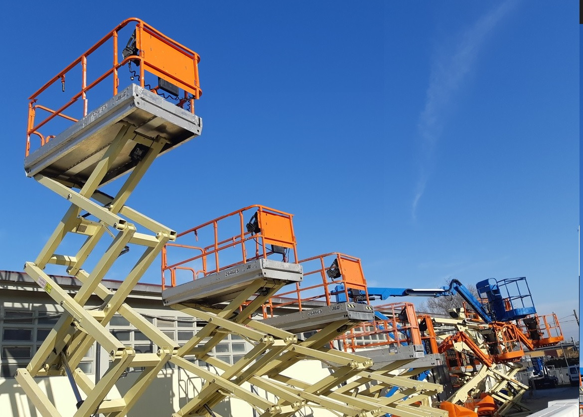 CENTRO USATO S.R.L. undefined: kuva CENTRO USATO S.R.L. undefined